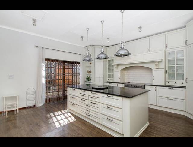 4 BEDROOM PROPERTY TO RENT IN FOURWAYS